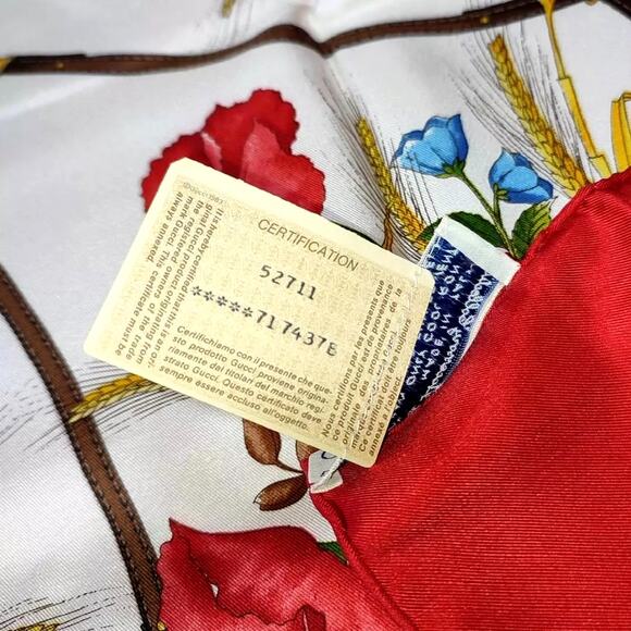 Gucci Authentic Floral Multicolor Silk Scarf - Picture 6 of 6